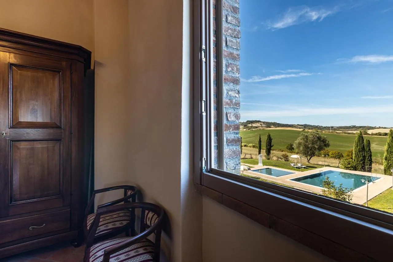 Appartamento In Casale Con Piscina Casa I Pavoni Кьянни