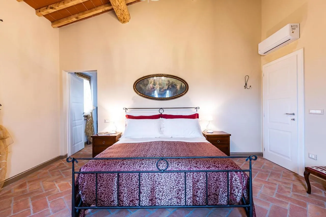 Appartamento In Casale Con Piscina Casa I Pavoni Кьянни