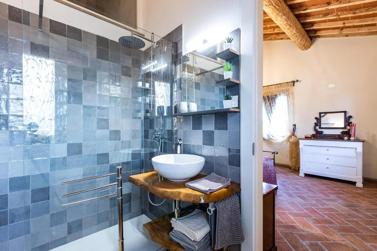 Апартаменты Appartamento In Casale Con Piscina Casa I Pavoni Кьянни Италия